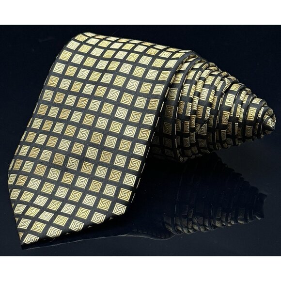 Donald J. Trump Signature Collection Necktie - Black/Gold Geometric 100% Silk - Picture 7 of 7